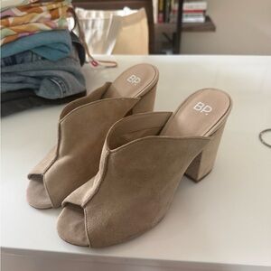 BP Women's Beige Suede Open-Toe Mules